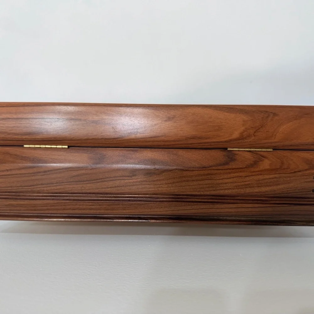Mikutowski stunning handcrafted